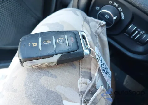 2019 Ram 1500 Big Horn/Lone Star 4X2 5'7 Box from USA, damaged, VIN 1C6RREFT1KN838501